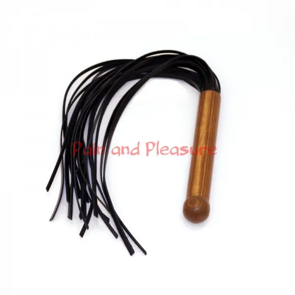 Leather  Flogger with wooden handle T3